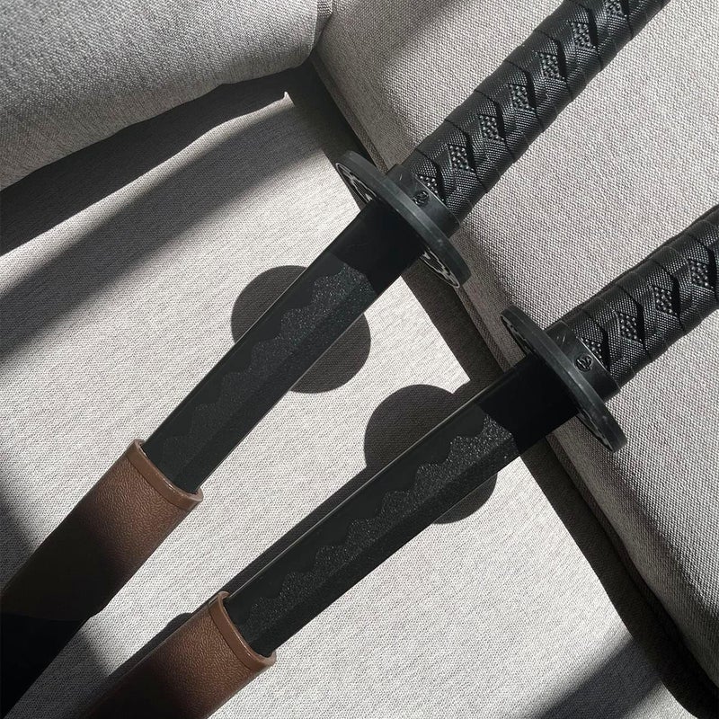 Sword fort سيف بلاستيكي من البولي بروبيلين عالي المتانة، سيف تدريب فنون القتال مع شفرة سميكة مطورة، كاتانا إيدو مع غمد، مناسب للممارسة والأداء والتدريب - Image 4